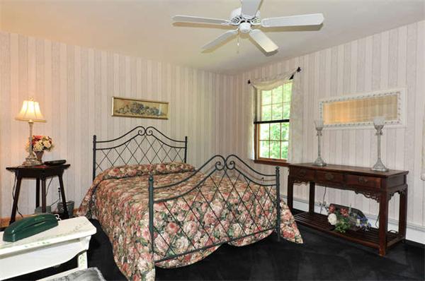 67 Smith Road Northborough, MA 01532 - Photo 27 of 30 Gallery Image 27