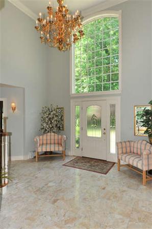 67 Smith Road Northborough, MA 01532 - Photo 9 of 30 Gallery Image 9