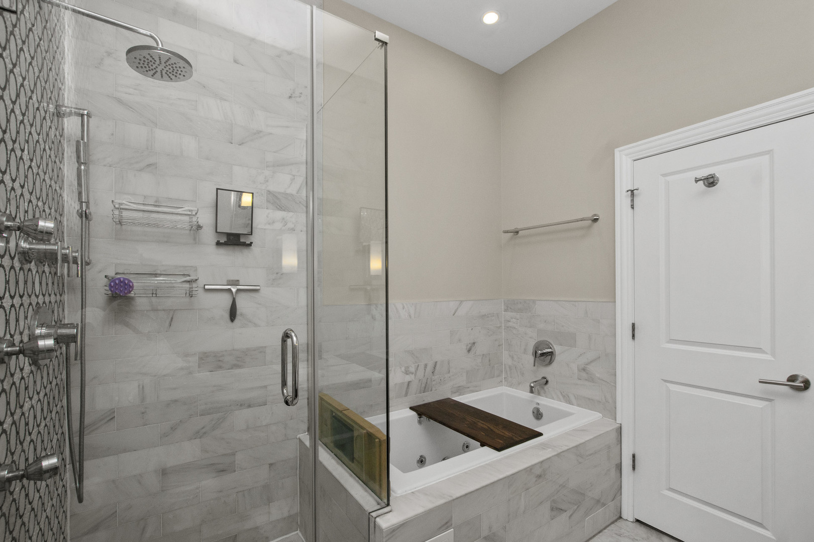 2012 West Erie Street, Unit 3W Chicago, IL 60612 - Photo 14 of 20
