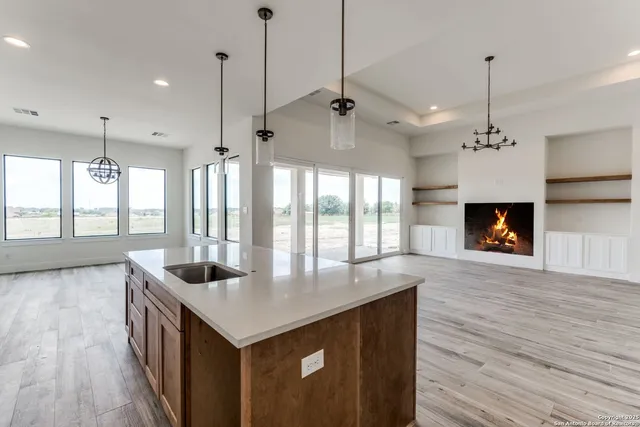 $795,000 | 108 Abrego Trail Drive, Floresville, TX 78114