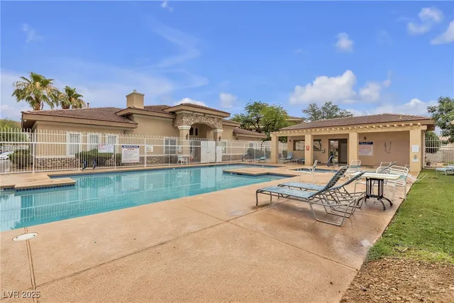 $285,000 | 833 Aspen Peak Loop, Unit 613, Henderson, NV 89011