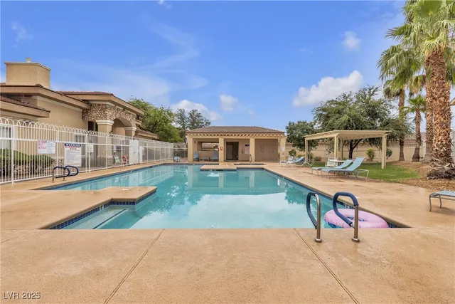 $285,000 | 833 Aspen Peak Loop, Unit 613, Henderson, NV 89011