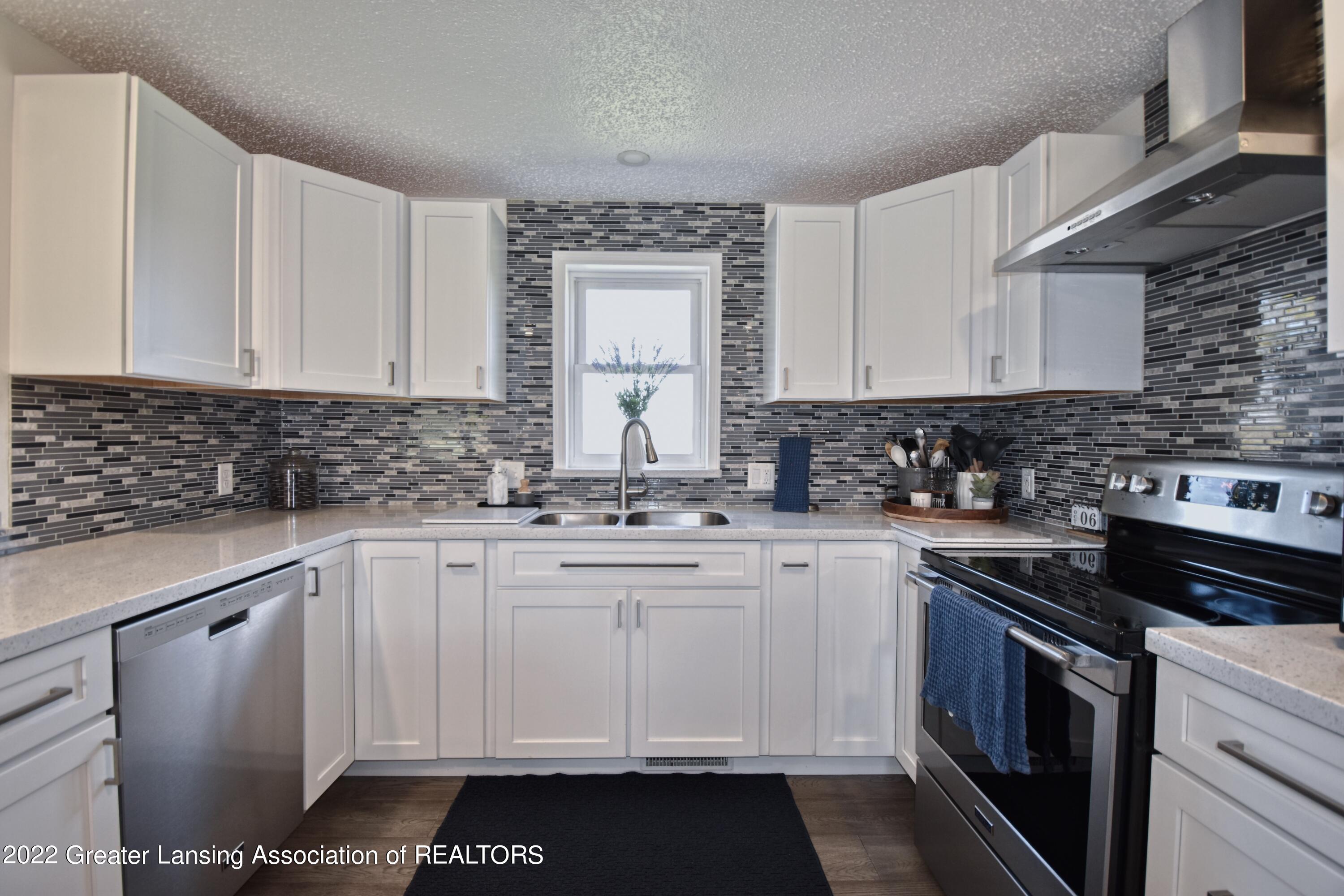 Kitchen 3