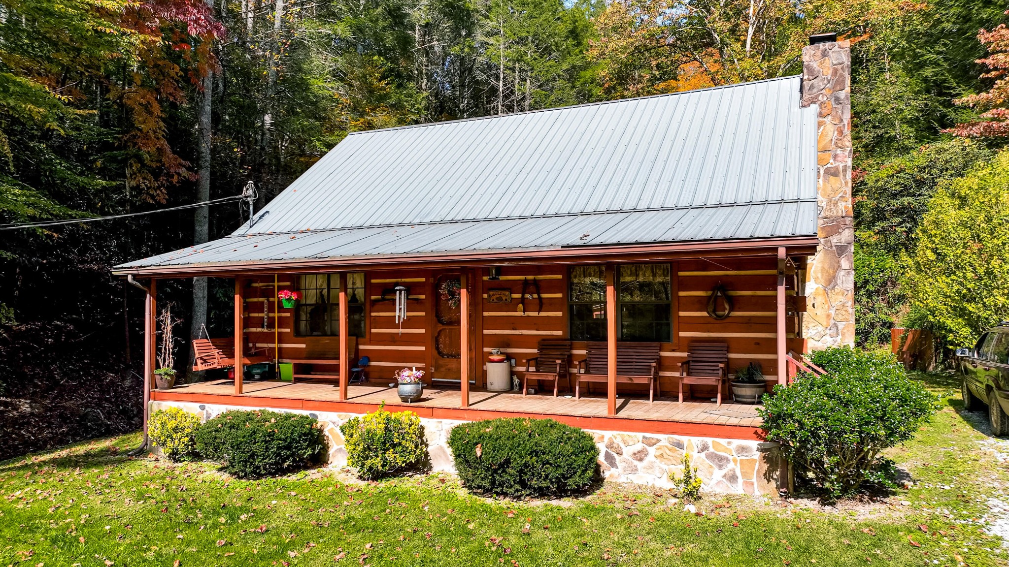 2005 Rafter Road Tellico Plains, TN 37385 - Photo 1 of 36 Gallery Image 1