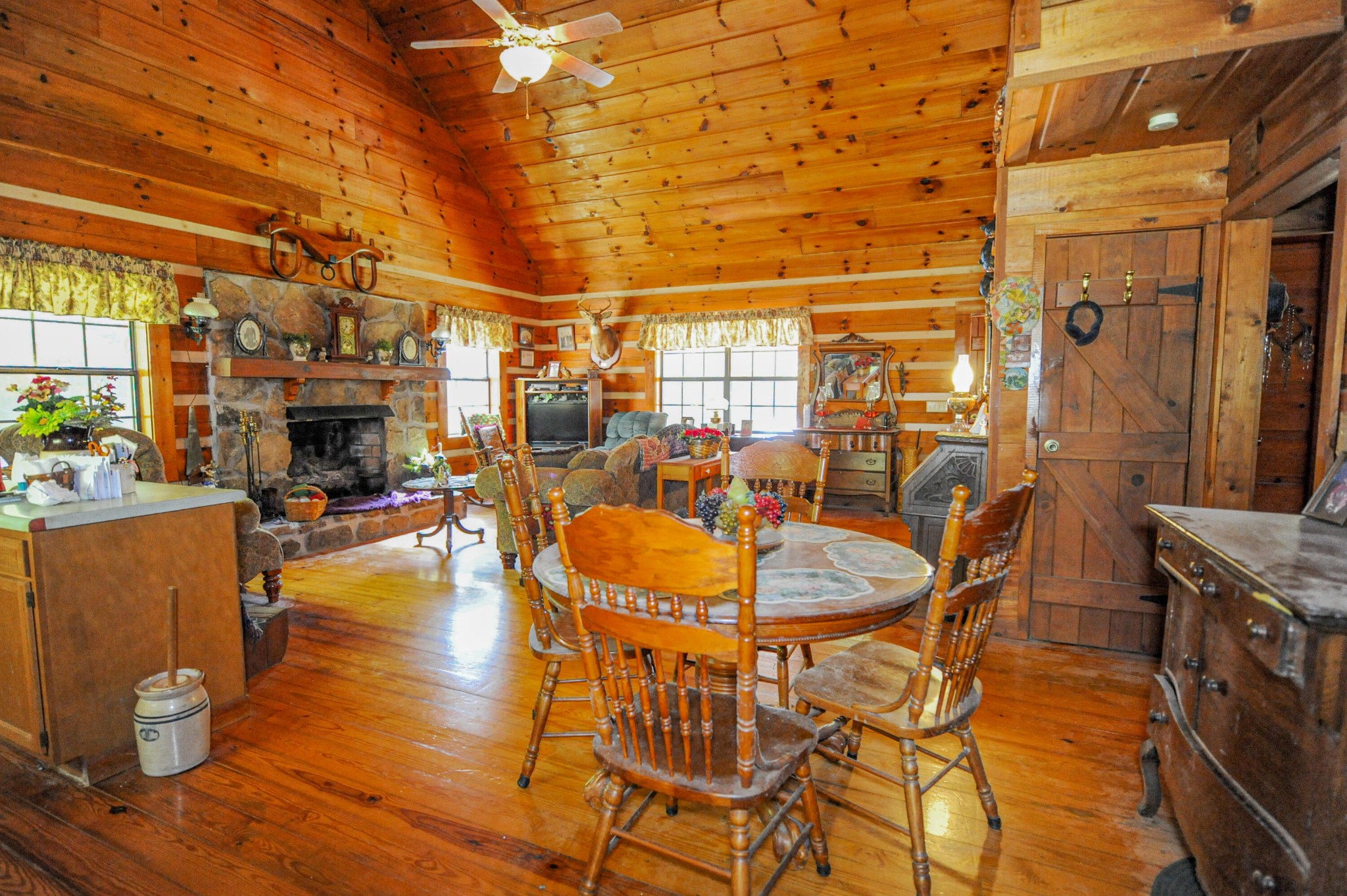 2005 Rafter Road Tellico Plains, TN 37385 - Photo 19 of 36 Gallery Image 19