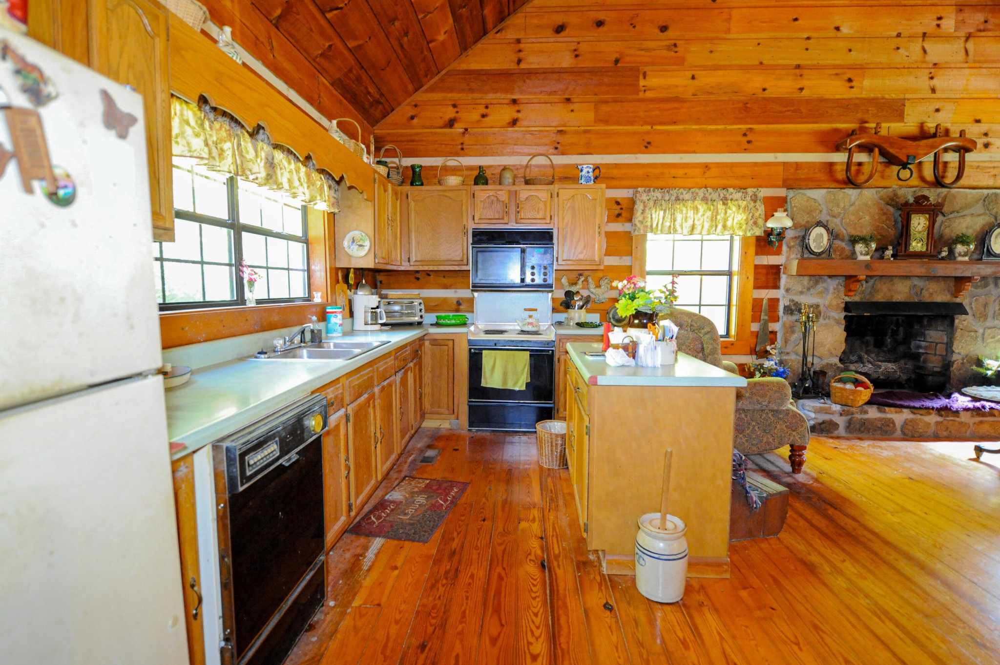 2005 Rafter Road Tellico Plains, TN 37385 - Photo 20 of 36 Gallery Image 20