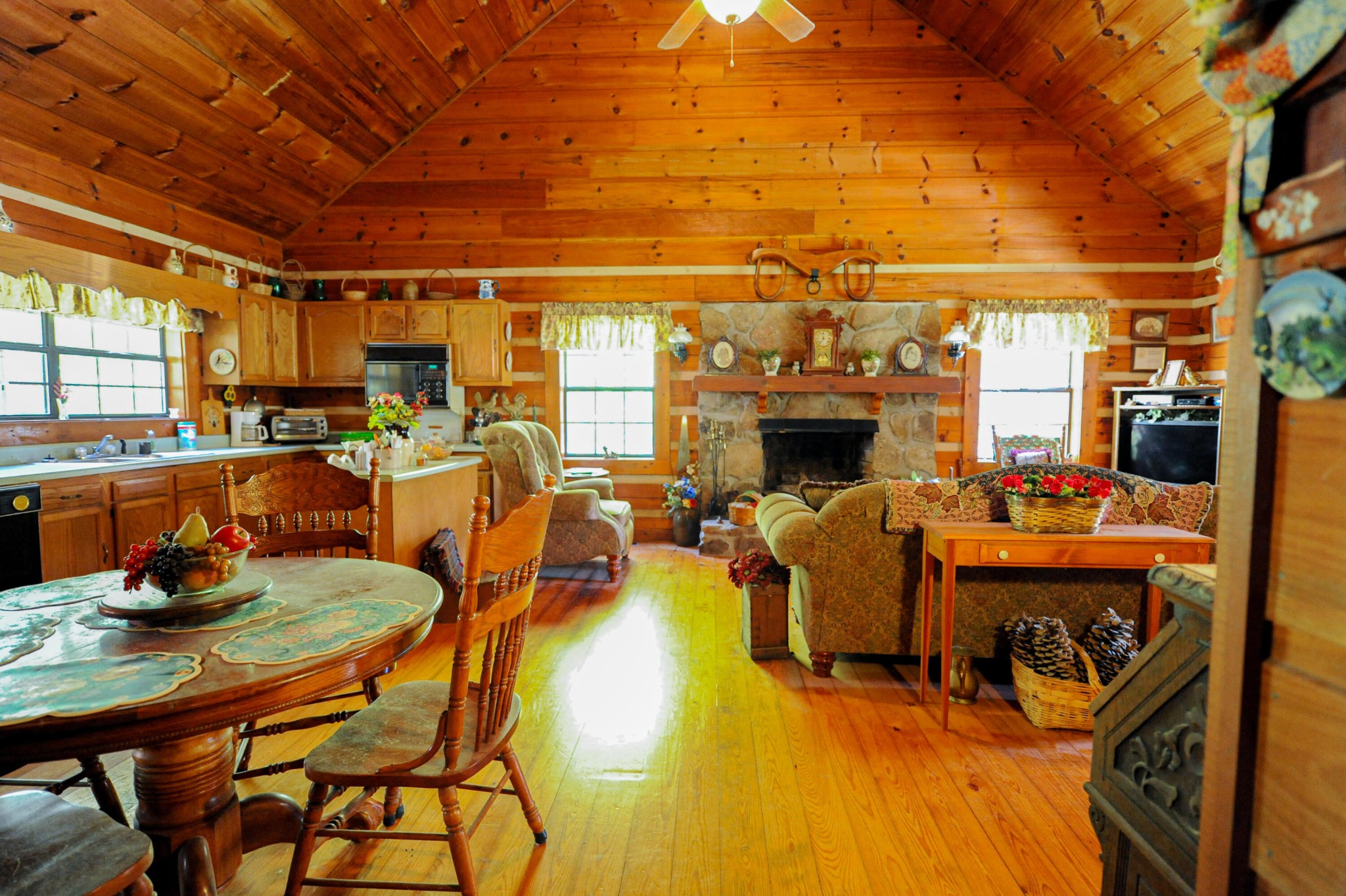 2005 Rafter Road Tellico Plains, TN 37385 - Photo 32 of 36 Gallery Image 32