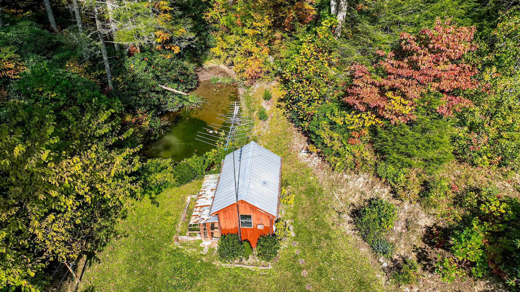 2005 Rafter Road Tellico Plains, TN 37385 - Photo 9 of 36 Gallery Image 9