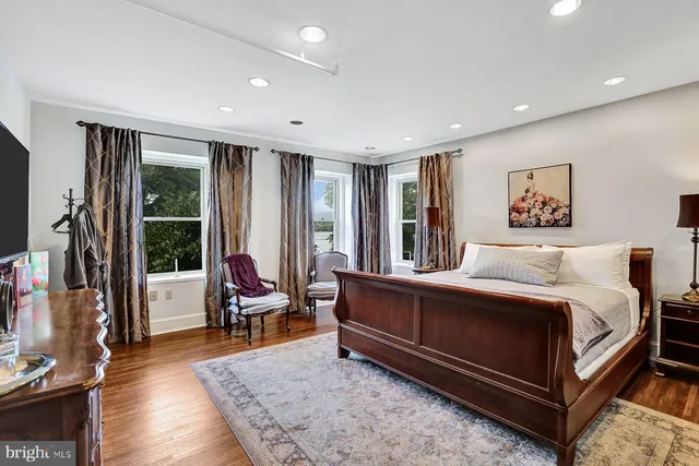 $1,249,900 | 2917 North Front Street, Harrisburg, PA 17110