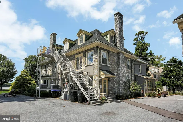 $1,249,900 | 2917 North Front Street, Harrisburg, PA 17110