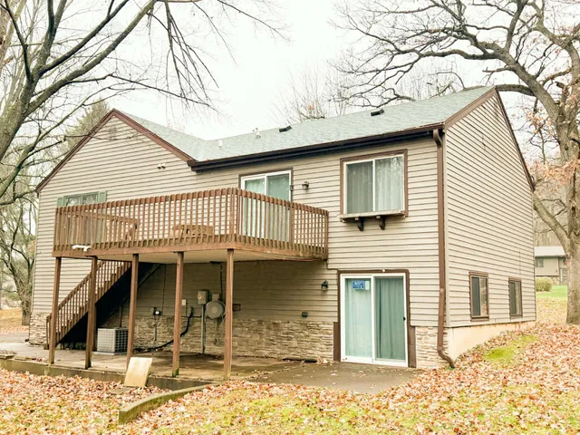 $349,900 | 3611 Golf Road, Eau Claire, WI 54701