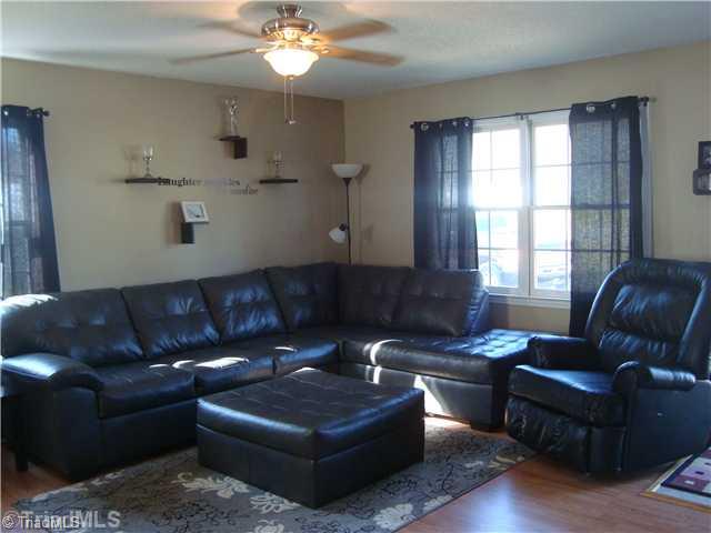 8985 Chipboard Road Rural Hall, NC 27045 - Photo 3 of 12 Living Room.