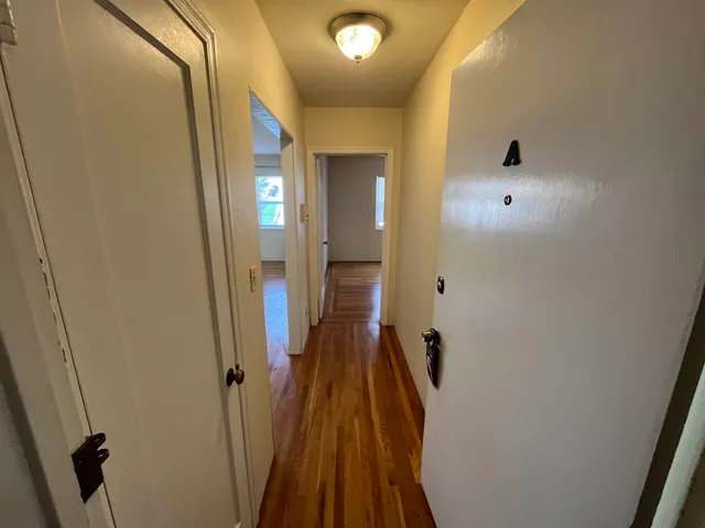 $2,095 | 844 York Street, Unit A, Oakland, CA 94610