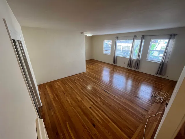 $2,095 | 844 York Street, Unit A, Oakland, CA 94610