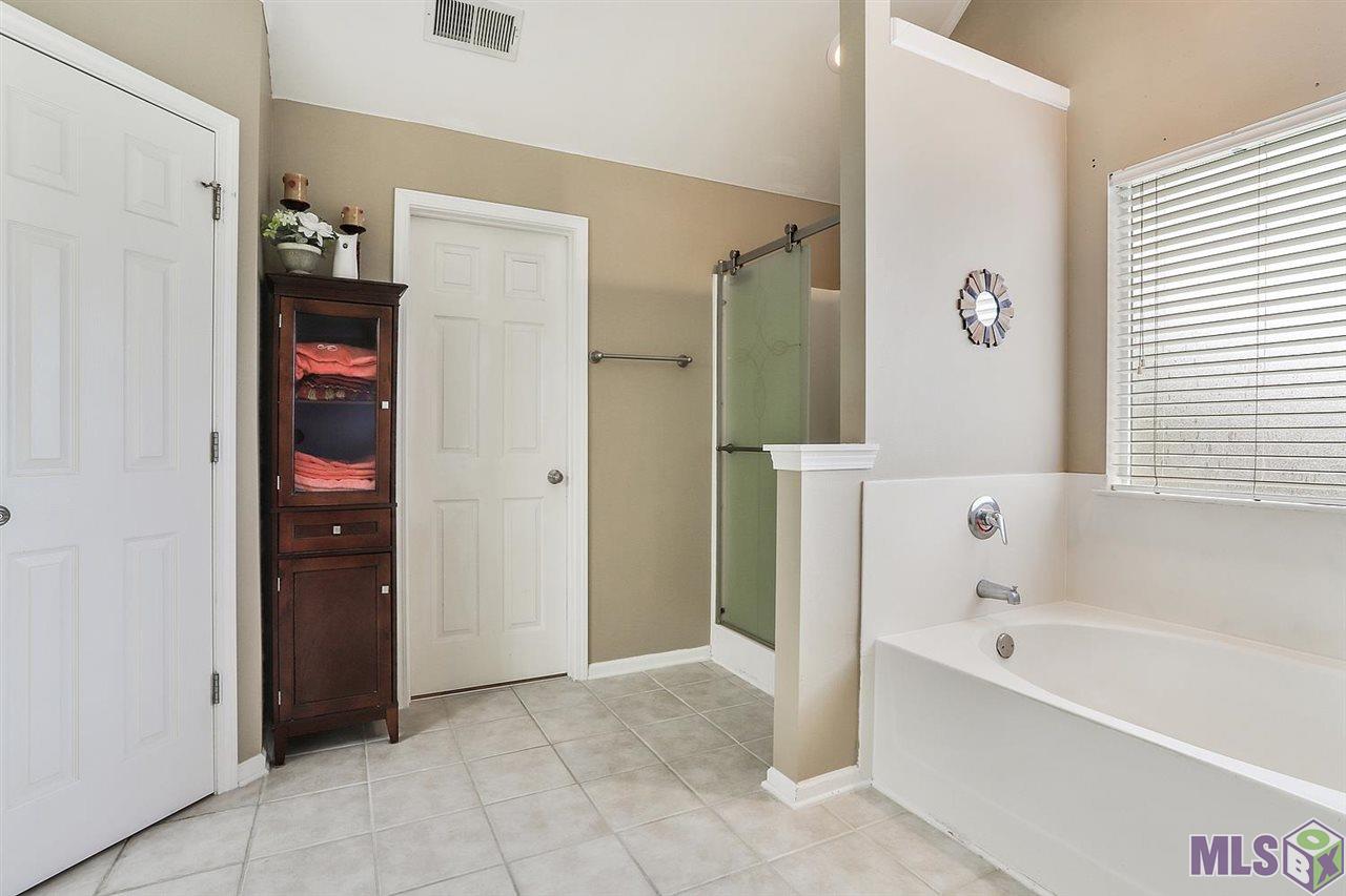 10115 High Pines Drive Baton Rouge, LA 70809 - Photo 11 of 15 Gallery Image 11