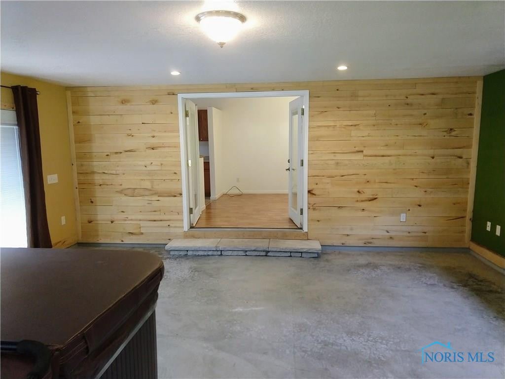 3845 Weckerly Road Monclova, OH 43542 - Photo 11 of 27 Gallery Image 11