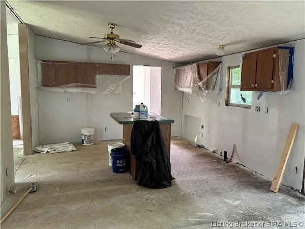 $100,000 | 261 South Main Street, Marengo, IN 47140