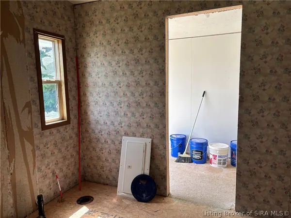 $100,000 | 261 South Main Street, Marengo, IN 47140