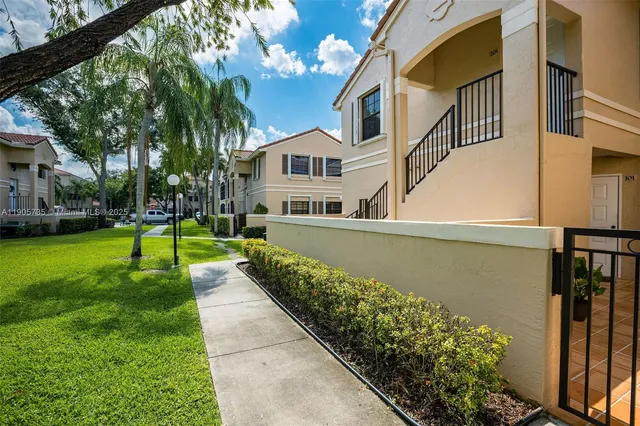 $360,000 | 15865 Southwest 6th Place, Unit 201, Pembroke Pines, FL 33027