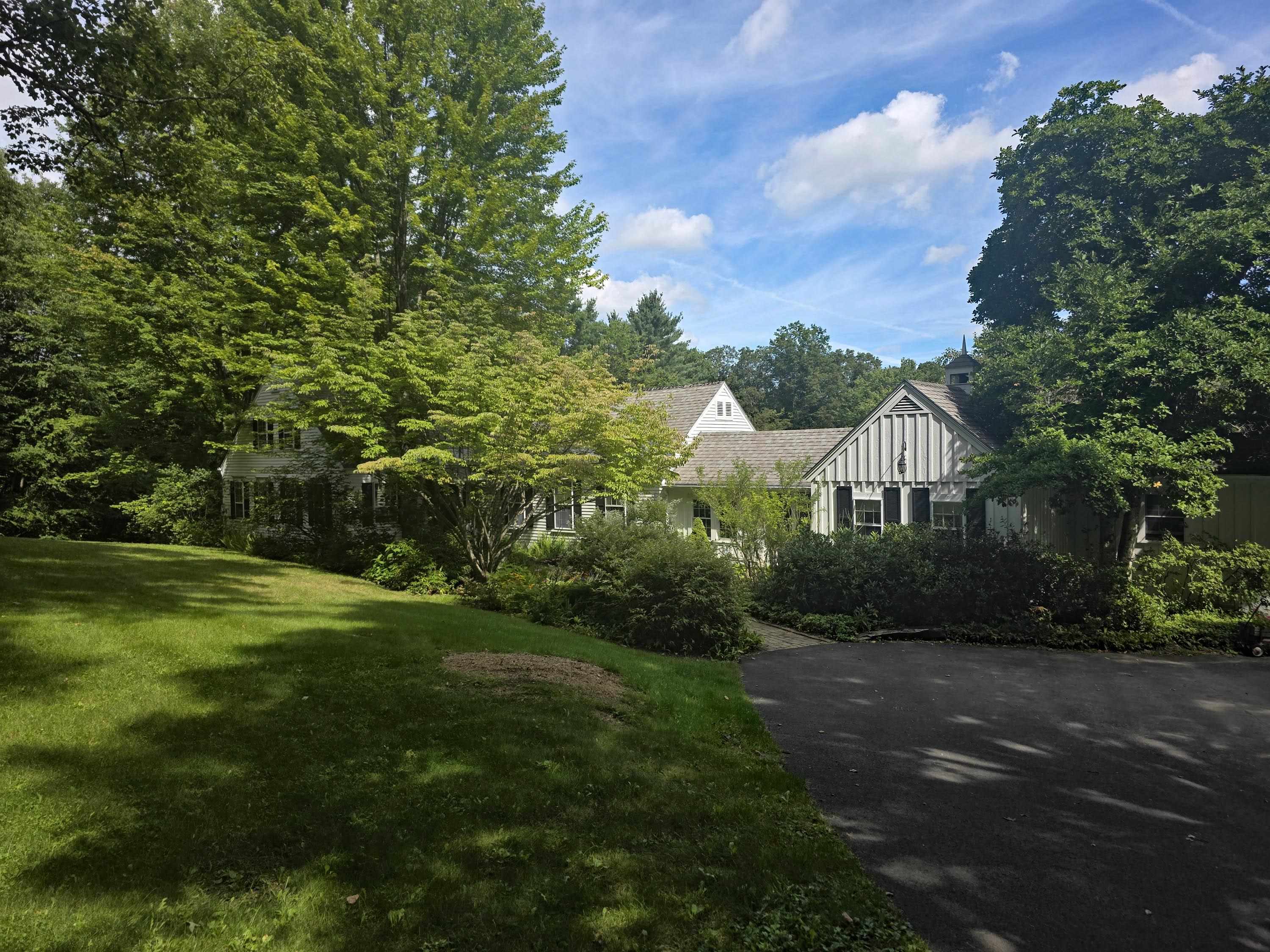 350 West Hill Road Putney, VT 05346 - Photo 3 of 26 Gallery Image 3
