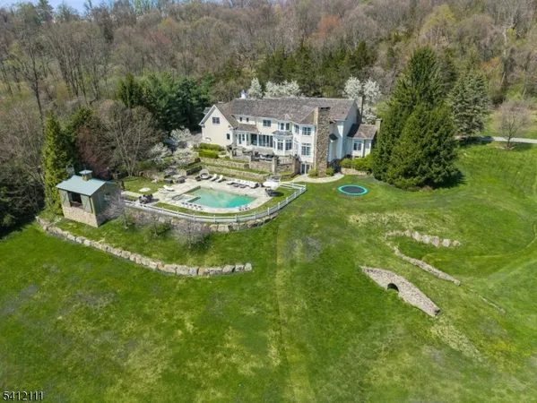 $7,000,000 | 89 Mosle Road, Peapack-Gladstone, NJ 07931