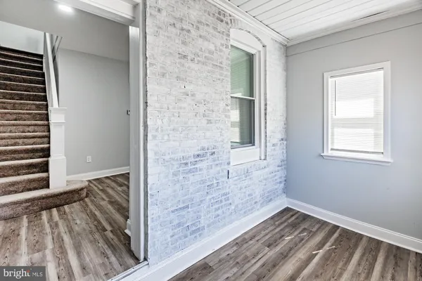 $1,800 | 207 East 25th Street, Wilmington, DE 19802