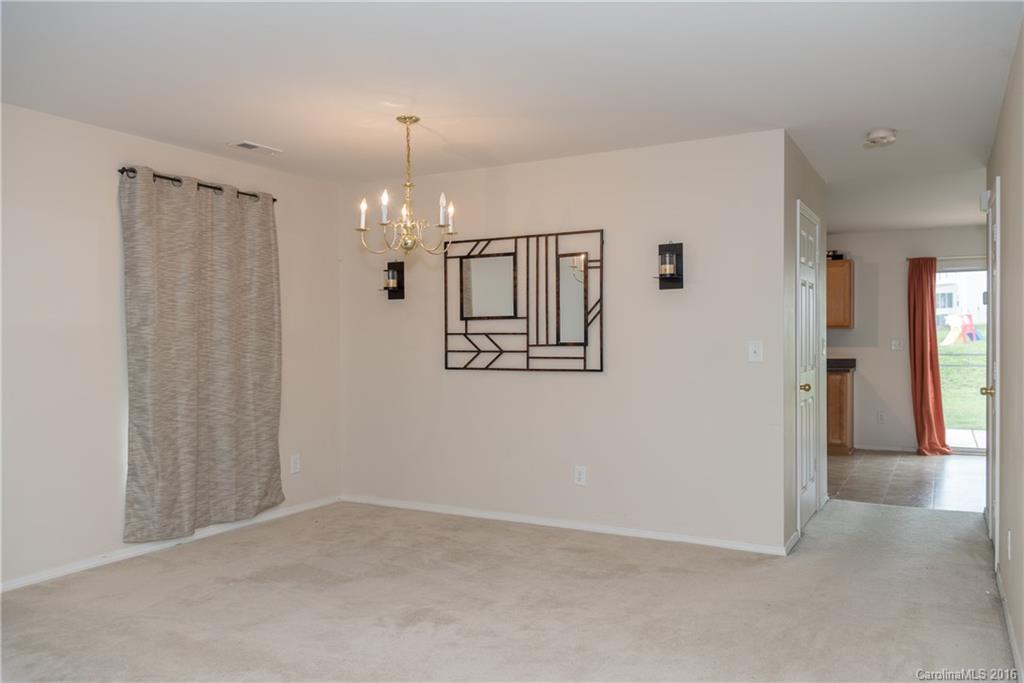 8825 Chalkstone Road Charlotte, NC 28216 - Photo 6 of 17 Gallery Image 6