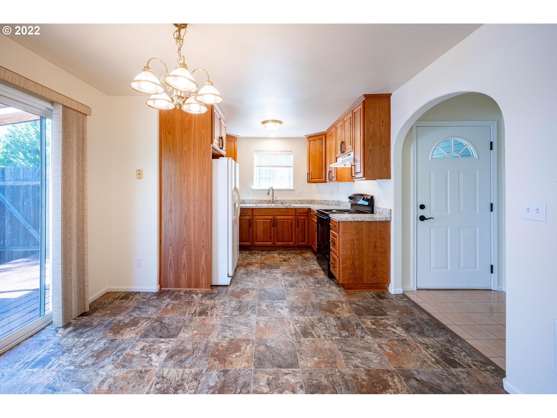 7046 Camellia Street Springfield, OR 97478 - Photo 8 of 24