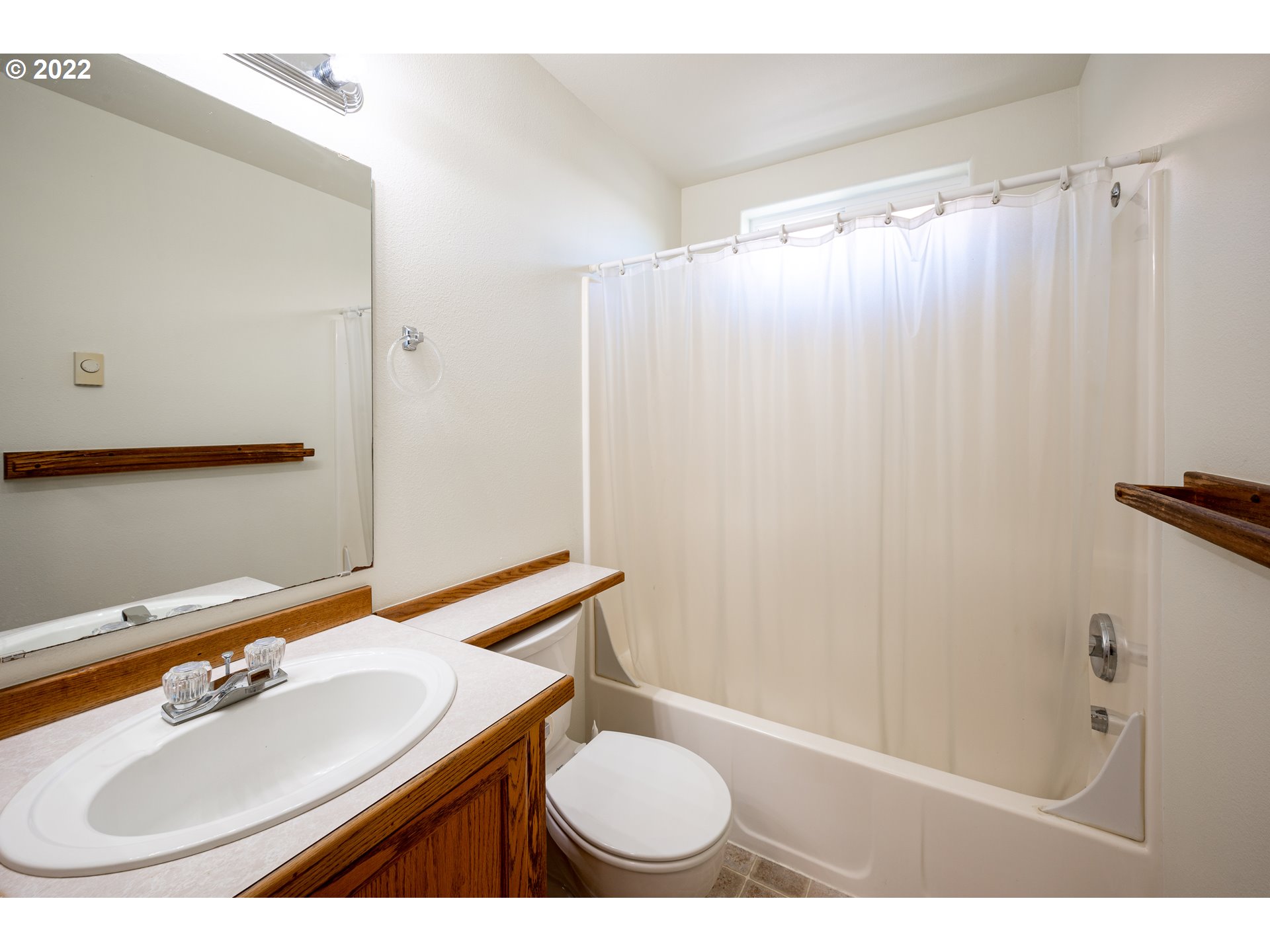 7046 Camellia Street Springfield, OR 97478 - Photo 10 of 24