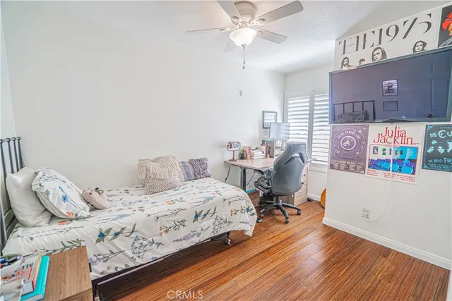 $739,900 | 27872 Cherry Creek Drive, Valencia, CA 91354