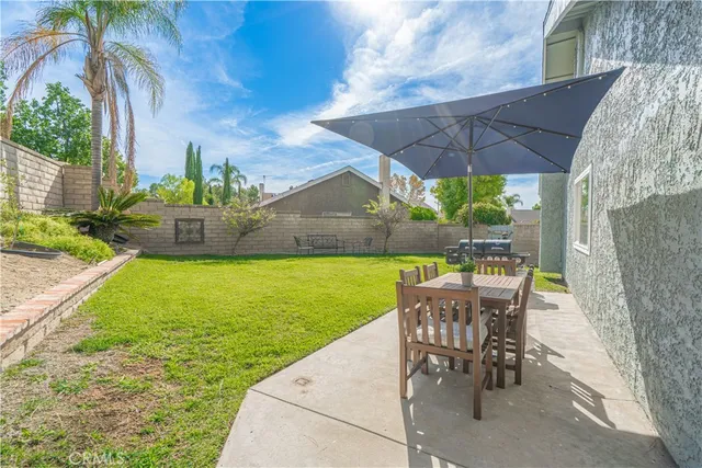 $739,900 | 27872 Cherry Creek Drive, Valencia, CA 91354