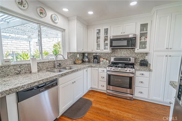 $739,900 | 27872 Cherry Creek Drive, Valencia, CA 91354