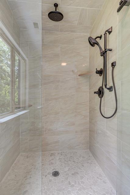 2400 North Crest Road Chattanooga, TN 37406 - Photo 18 of 38 4T1A5432