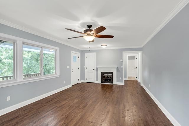 2400 North Crest Road Chattanooga, TN 37406 - Photo 4 of 38 4T1A5347