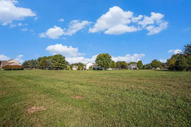 $55,000 | 908 Maple Meadows Avenue, Vicksburg, MI 49097