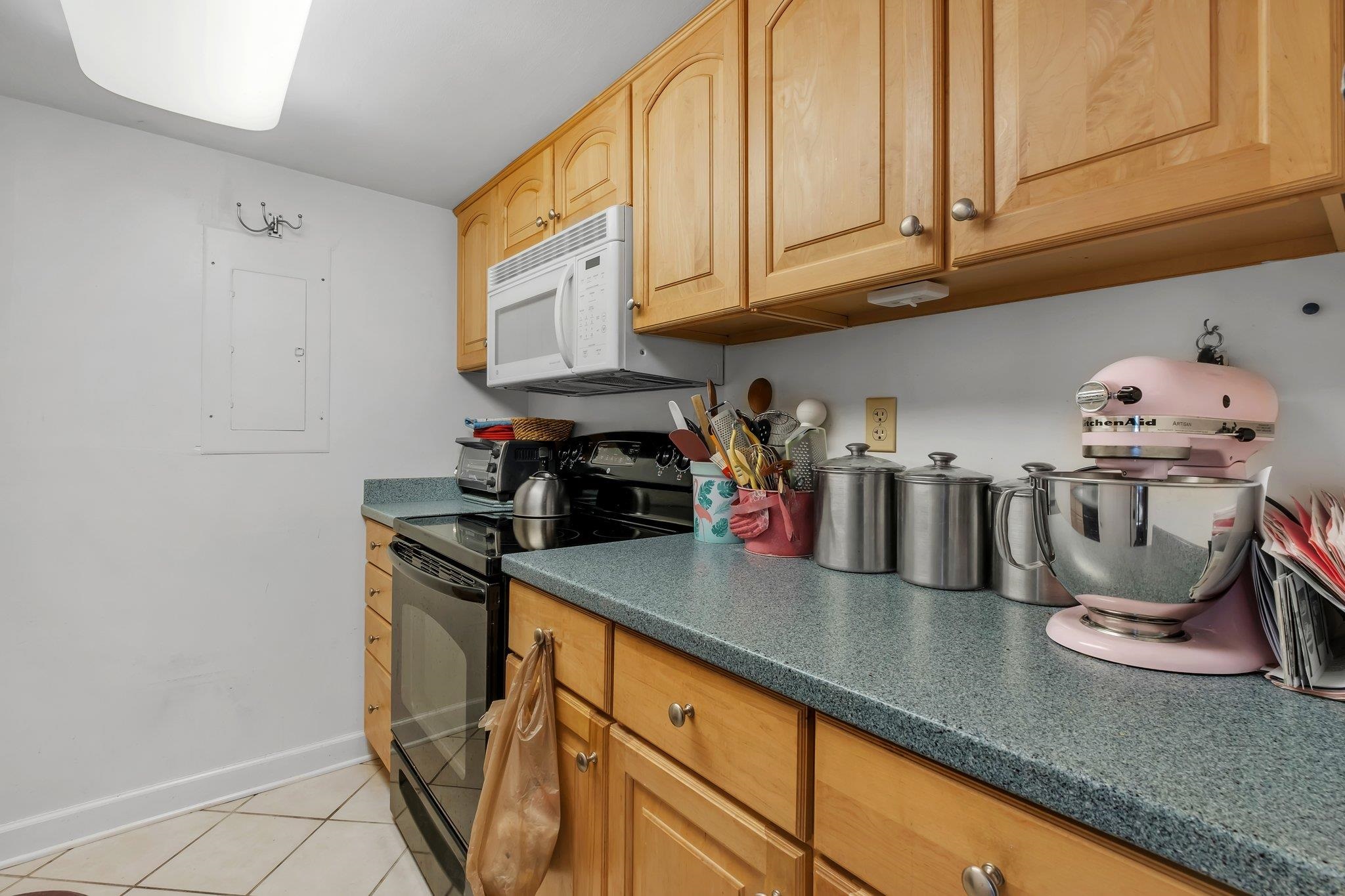 220 Belmont Road, Unit 5 Tallahassee, FL 32301 - Photo 1 of 23 Gallery Image 1