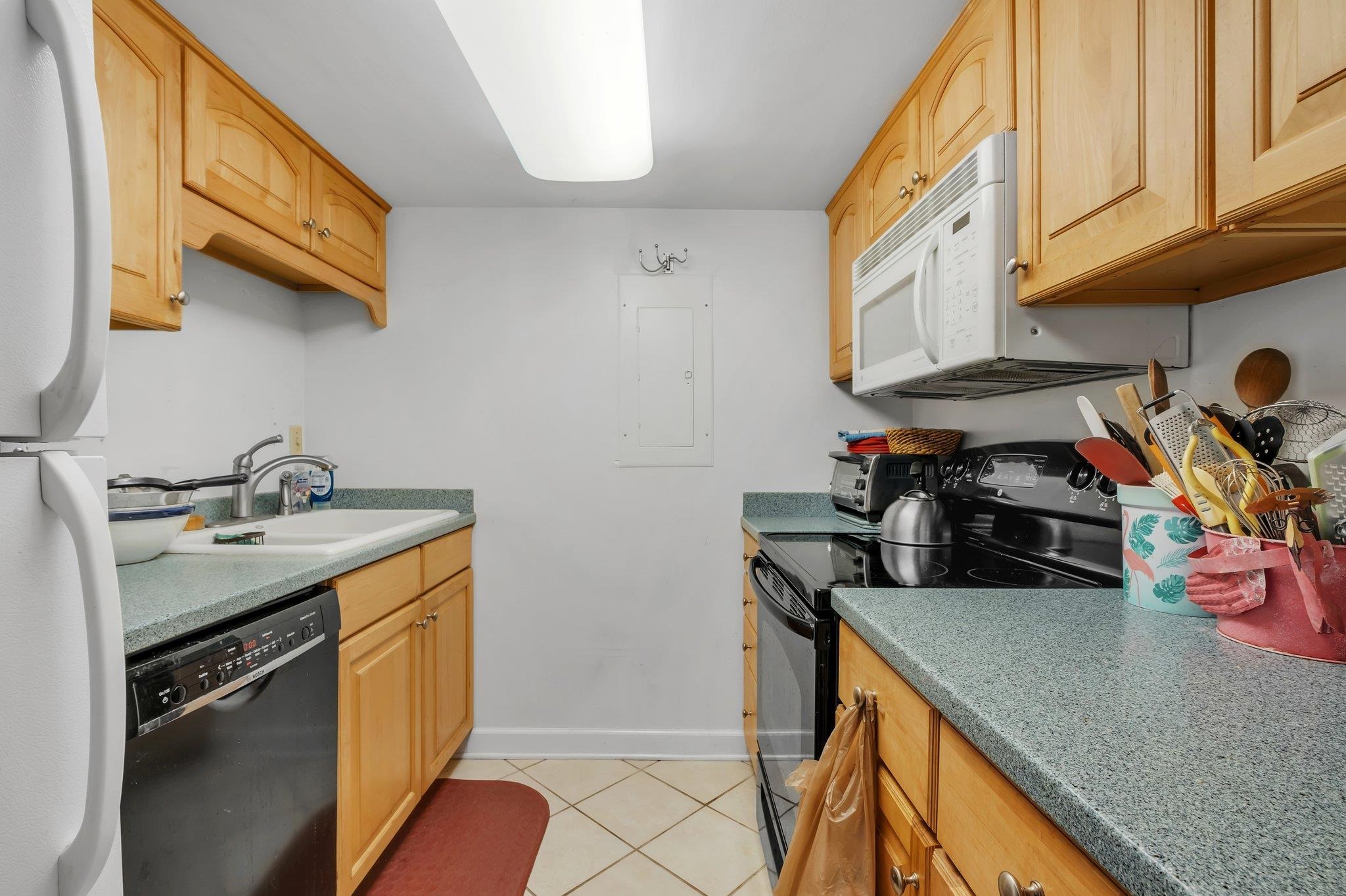 220 Belmont Road, Unit 5 Tallahassee, FL 32301 - Photo 3 of 23 Gallery Image 3