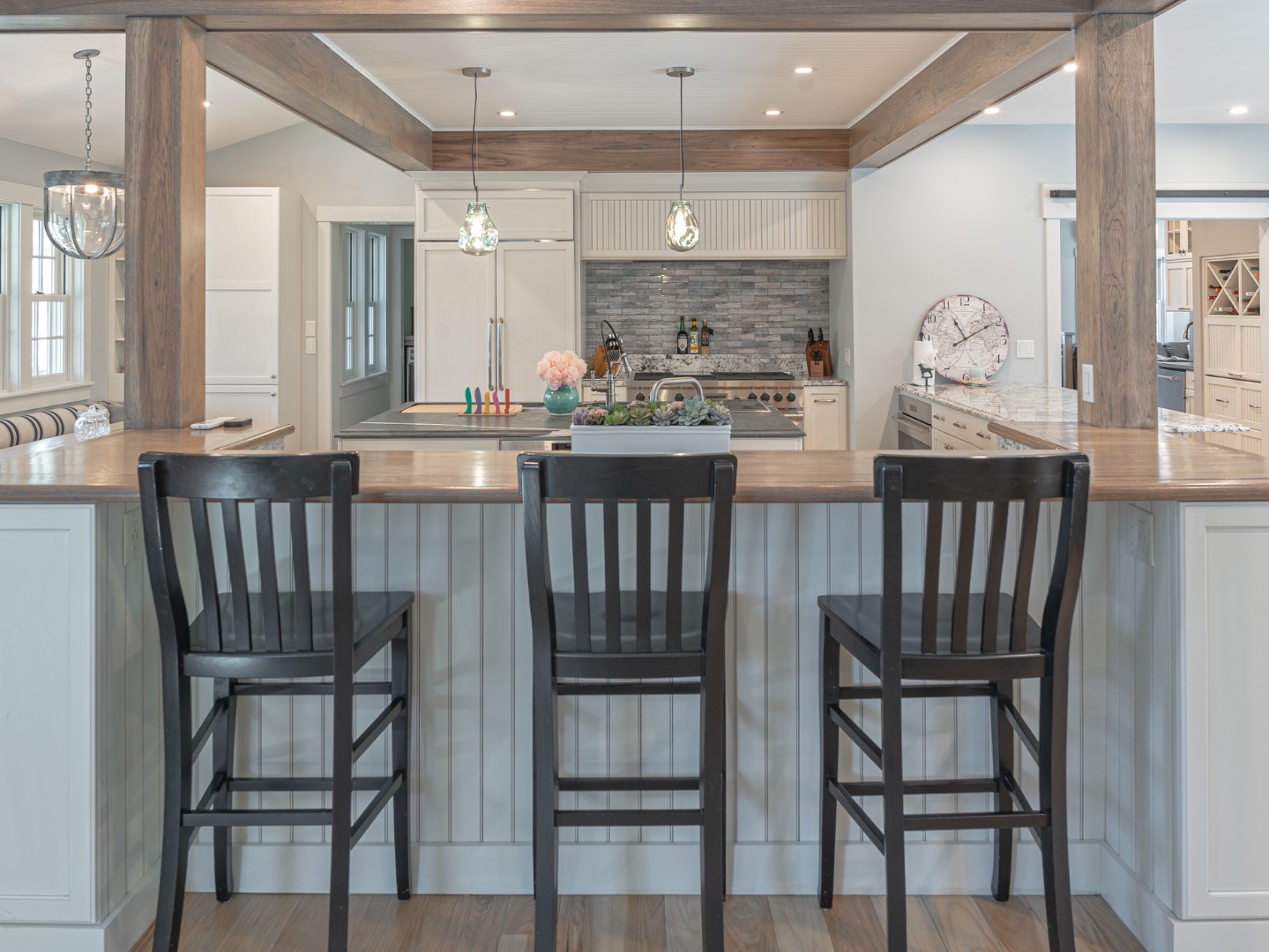 63 Bayes Hill Road Oak Bluffs, MA 02557 - Photo 3 of 60 Kitchen Sitting Area