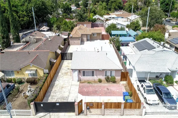 $3,500 | 19947 Vanowen Street, Winnetka, CA 91306