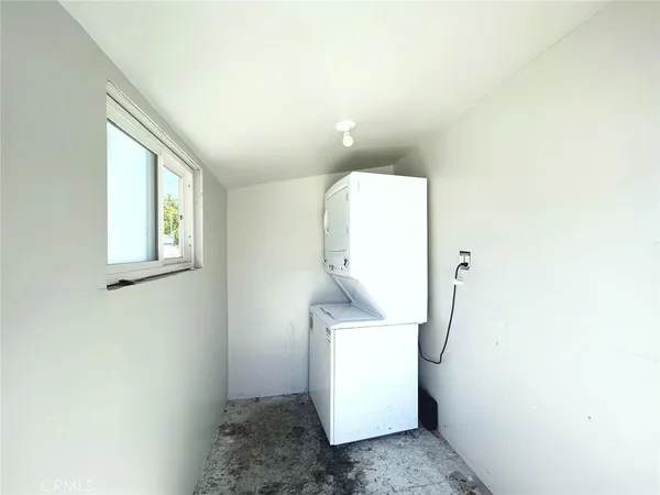 $3,500 | 19947 Vanowen Street, Winnetka, CA 91306