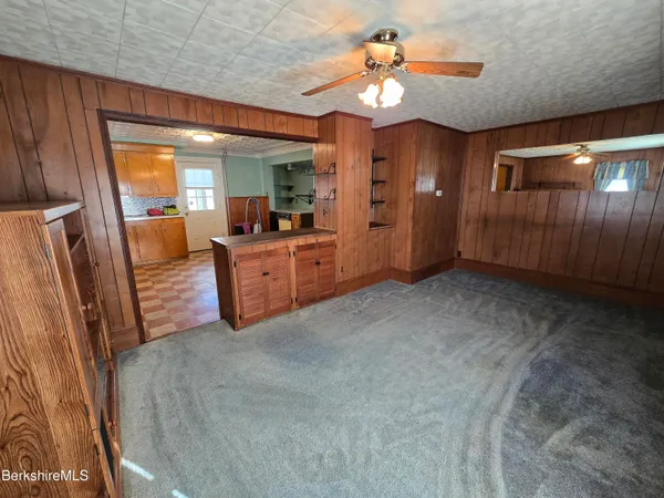 $209,900 | 1 Godek Street, Adams, MA 01220