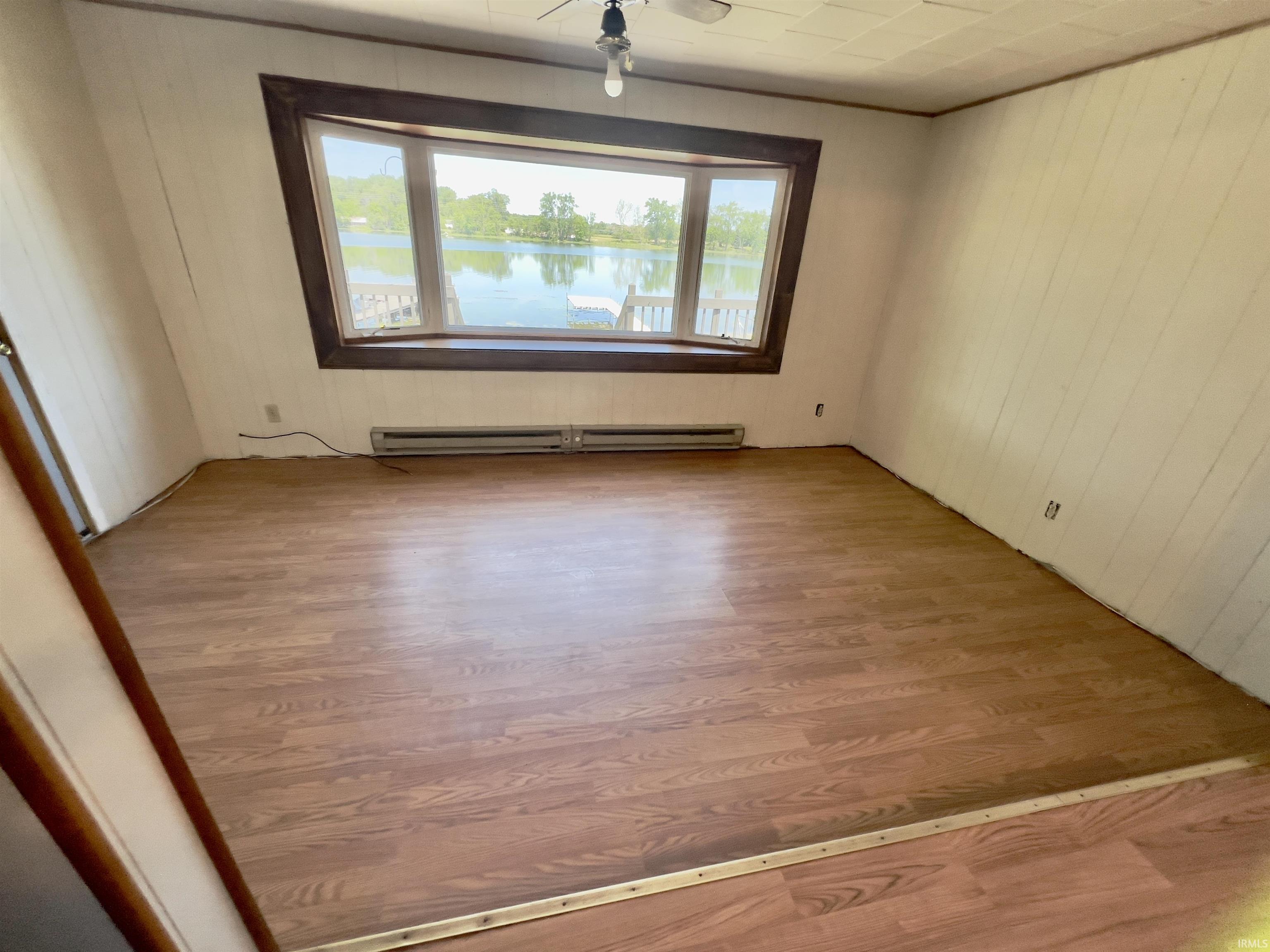4784 East Shore Park Road Leesburg, IN 46538 - Photo 10 of 37