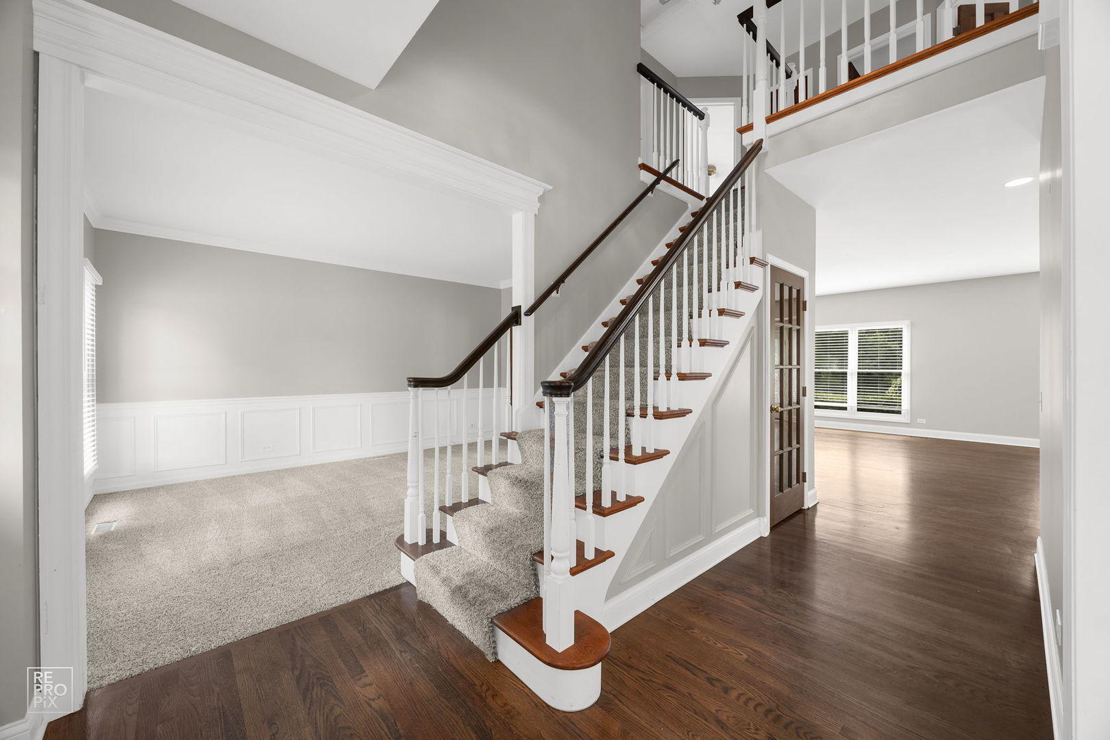 602 Bailey Drive Batavia, IL 60510 - Photo 7 of 26 a view of entryway and hall with wooden floor