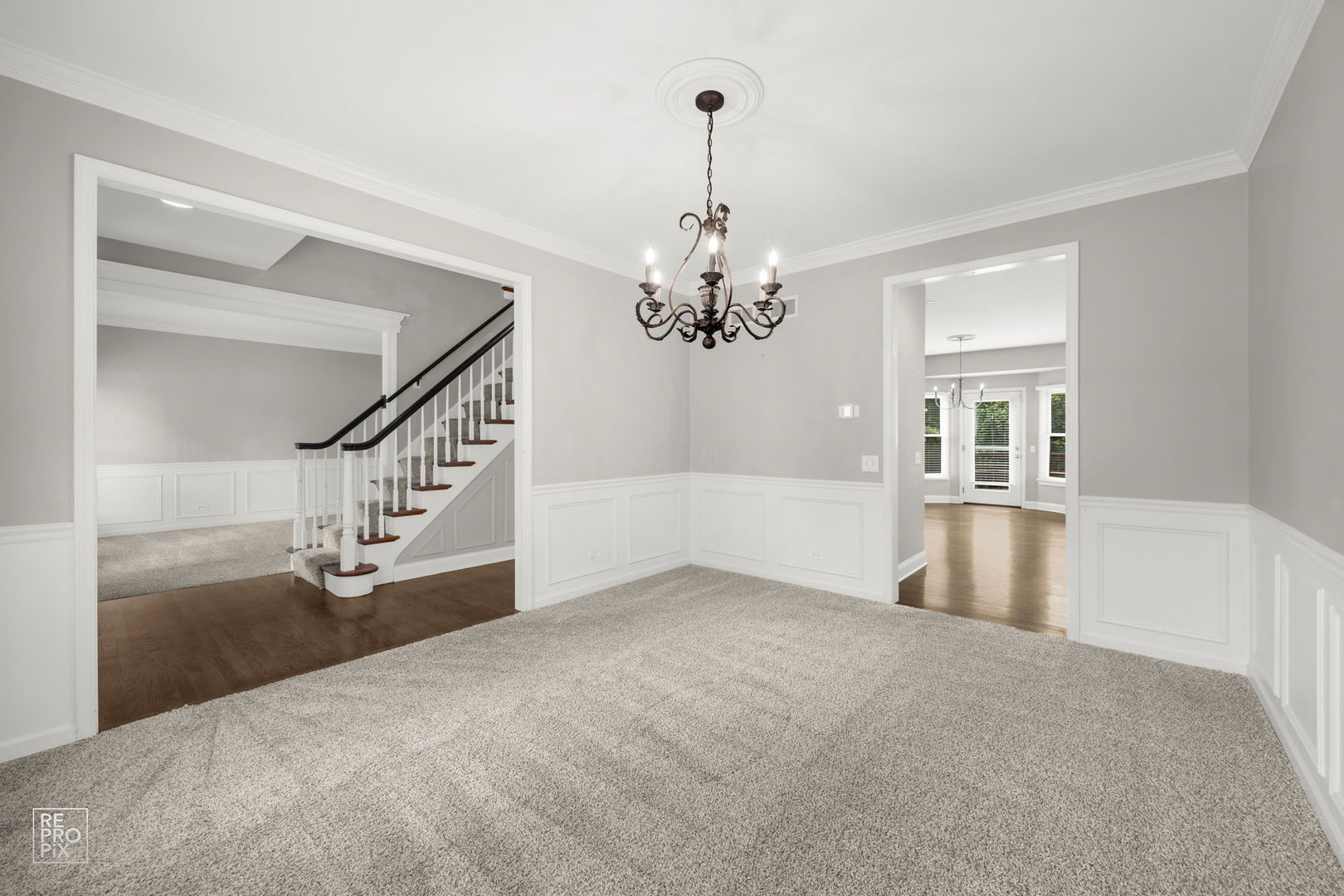 602 Bailey Drive Batavia, IL 60510 - Photo 8 of 26 a view of empty room with stairs