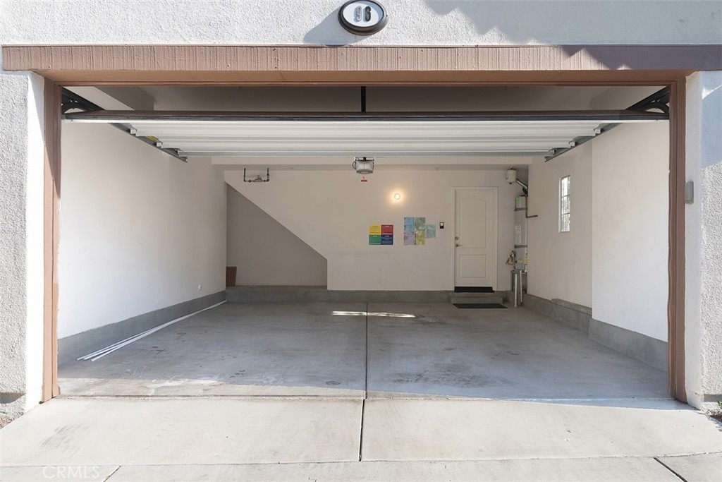 96 Talisman, Unit 23 Irvine, CA 92620 - Photo 28 of 43 a view of a garage