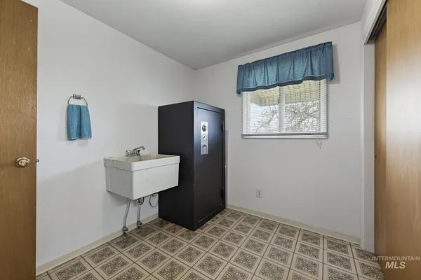 $450,000 | 18081 Varmint Caller Lane, Wilder, ID 83676