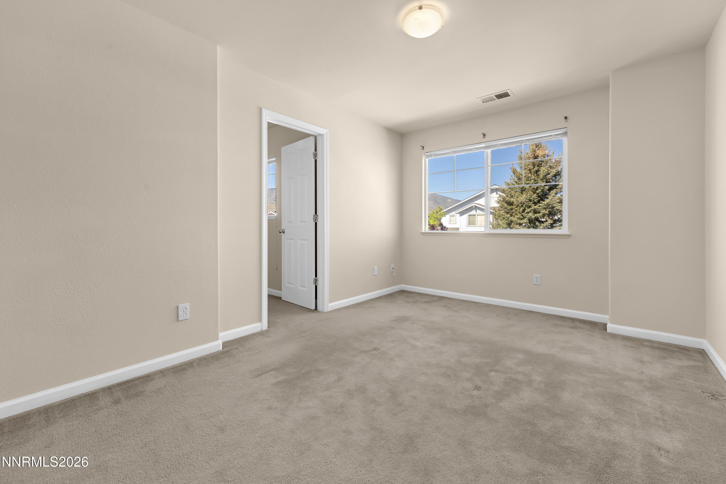9248 Running Dog Circle Reno, NV 89506 - Photo 21 of 36 Primary Bedroom