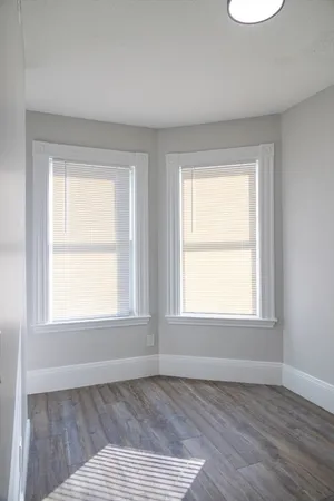 $5,000 | 626 East 6th Street, Unit 3, Boston, MA 02127