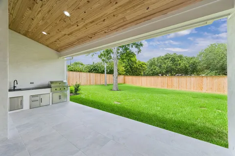 $2,895,000 | 8802 Lanell Lane, Houston, TX 77055