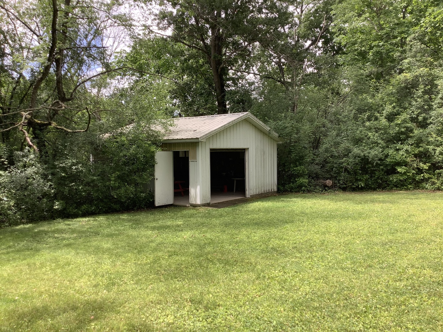 26665 West Sycamore Road Antioch, IL 60002 - Photo 6 of 11